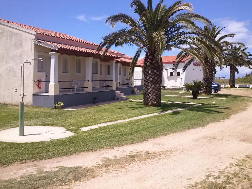 Liberty'S Studios Almiros Beach Room photo