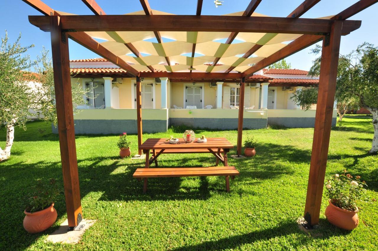Liberty'S Studios Almiros Beach Exterior photo